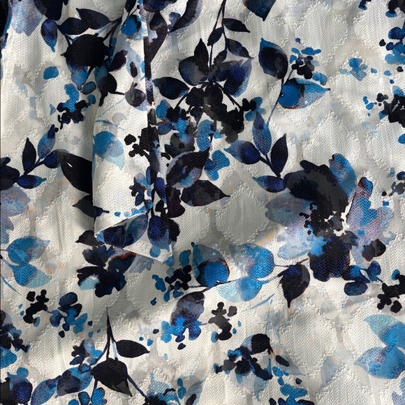 Eliza J Blue and White Floral Maxi Dress - Picture 3 of 4